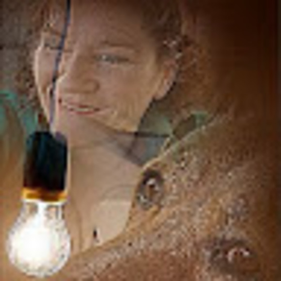 Meet your Posher, Jennifer - Picture 1 of 1